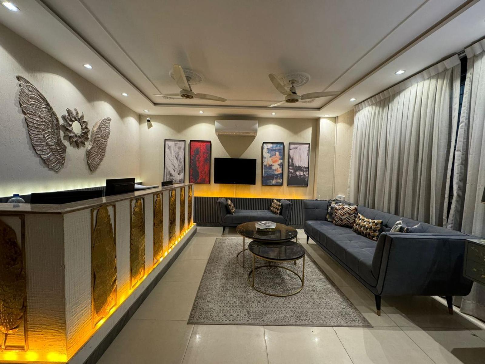 Shelton Boulevard Hotel Lahore Extérieur photo
